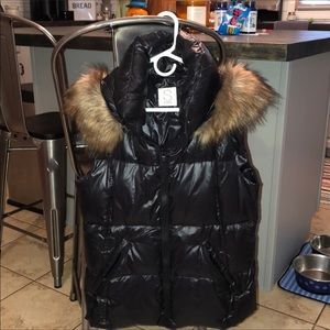 S/13 Sam NY black puffer vest with fur hood.  Sz L